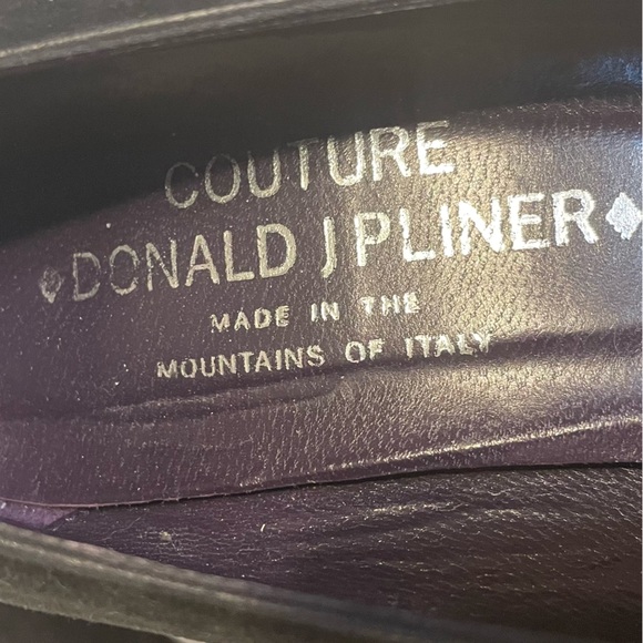 Couture Donald J Pliner Women’s Dame Black Suede Heels With Bow Size 8.5 - Picture 6 of 11